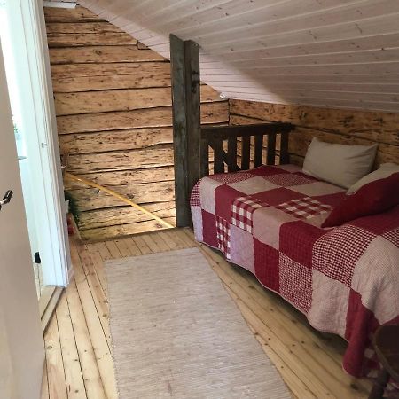 Mysig Lantlig Stuga, Nycklaroer Korsberga Exterior photo