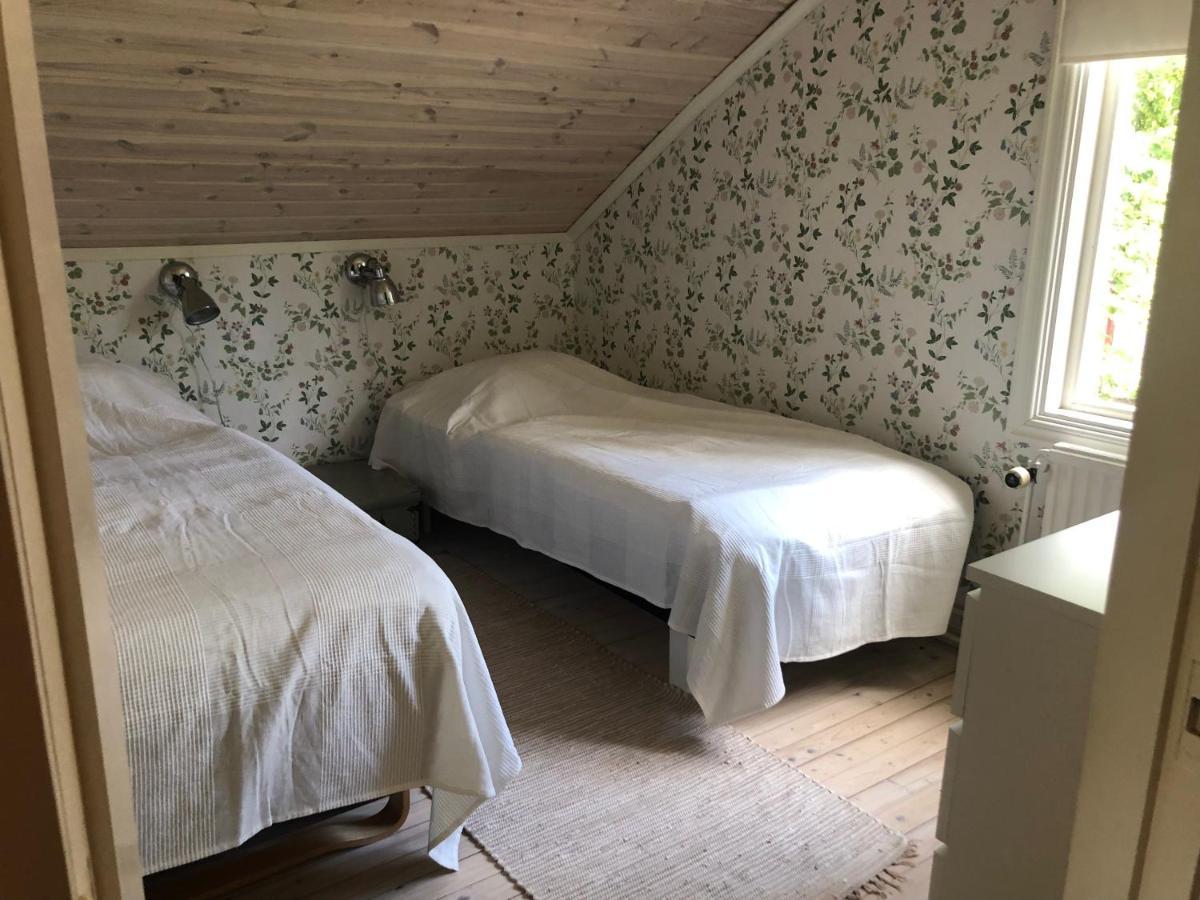 Mysig Lantlig Stuga, Nycklaroer Korsberga Exterior photo