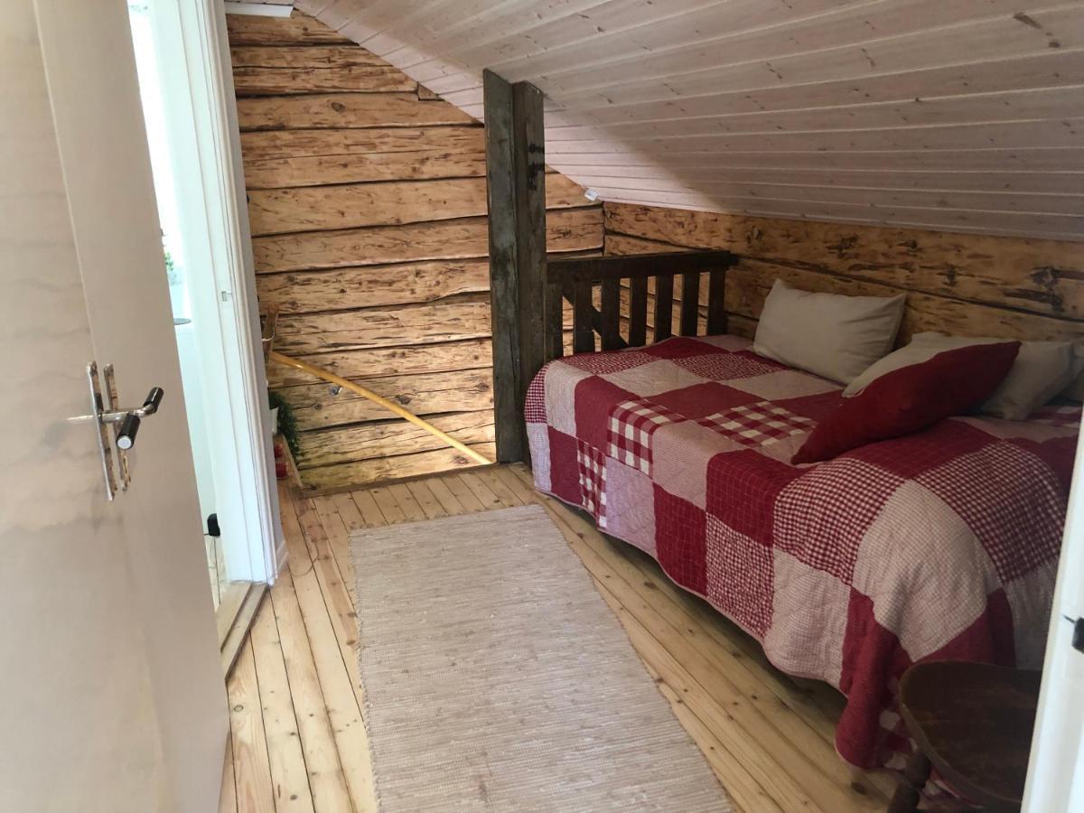 Mysig Lantlig Stuga, Nycklaroer Korsberga Exterior photo